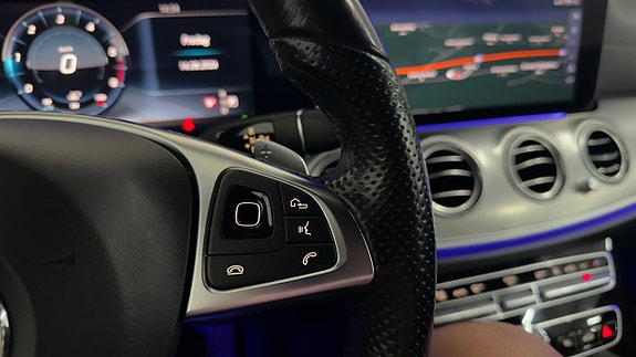 Mercedes-Benz E220 d 23 of 27