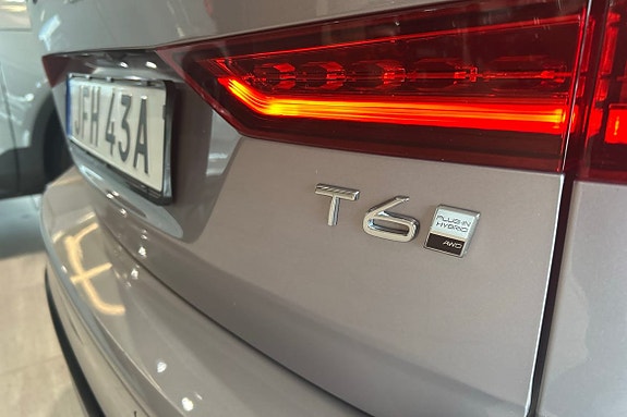 Volvo V60 14 of 30