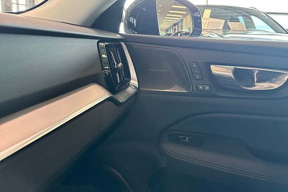 Volvo V60 26 of 30
