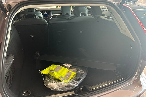 Volvo V60 15 of 30