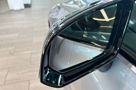 Volvo V60 18 of 30