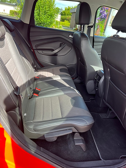 Ford Kuga 3 of 4