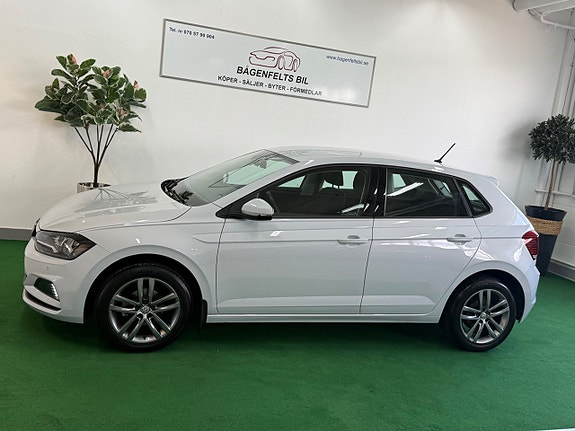 Volkswagen Polo 2 of 15