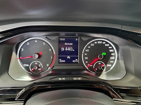Volkswagen Polo 9 of 15