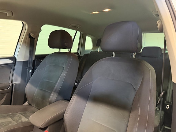 Volkswagen Tiguan 16 of 22