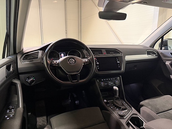 Volkswagen Tiguan 14 of 22