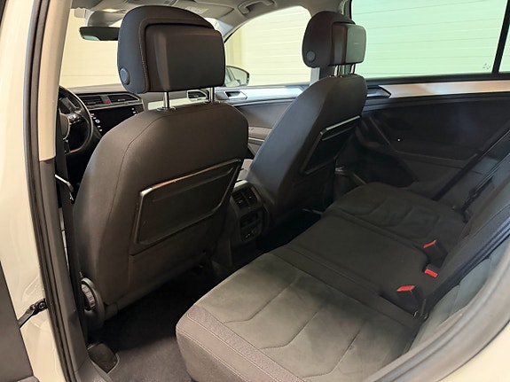 Volkswagen Tiguan 17 of 22