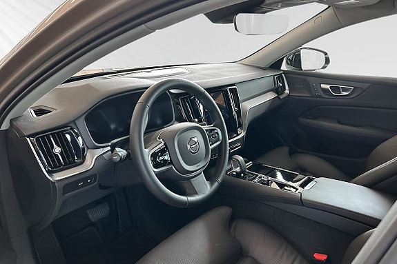 Volvo V60 7 of 29