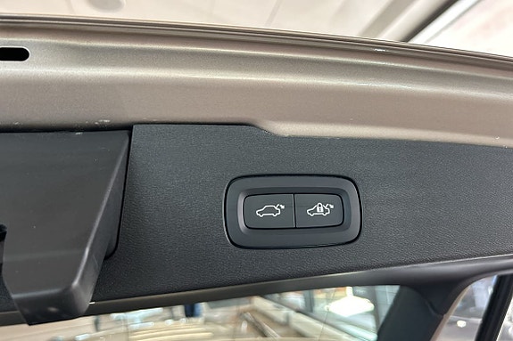 Volvo V60 15 of 29