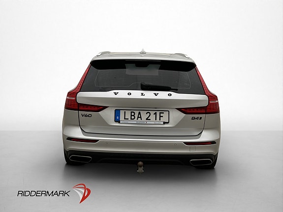 Volvo V60 Cross Country 5 of 30