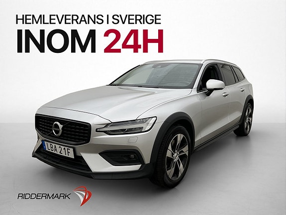 Volvo V60 Cross Country 3 of 30