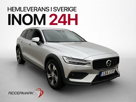 Volvo V60 Cross Country 3 of 30