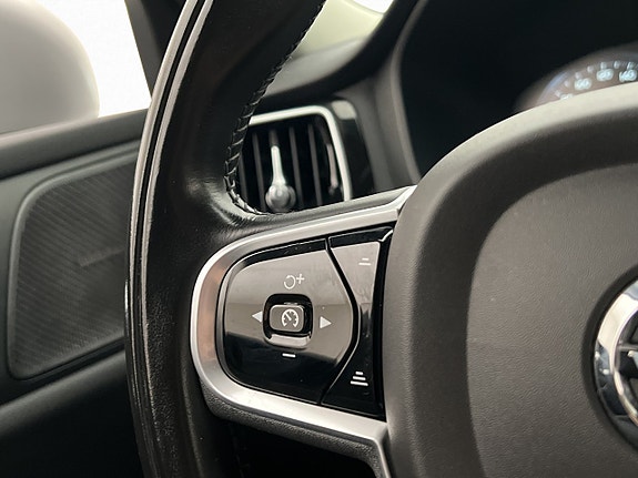 Volvo V60 Cross Country 19 of 30