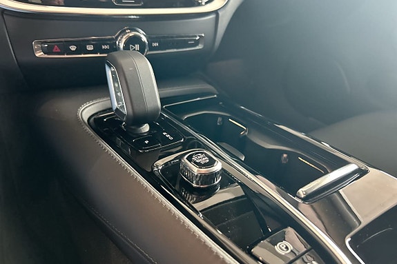 Volvo V60 18 of 24