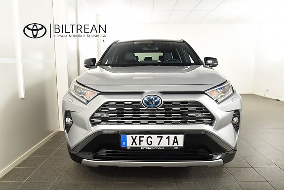 Toyota RAV4 5 of 15