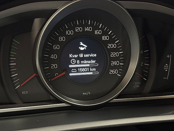 Volvo V40 25 of 26