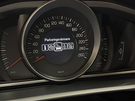 Volvo V40 23 of 26