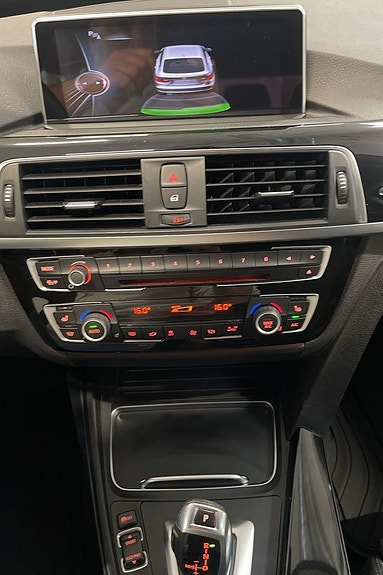 BMW 318d 12 of 12