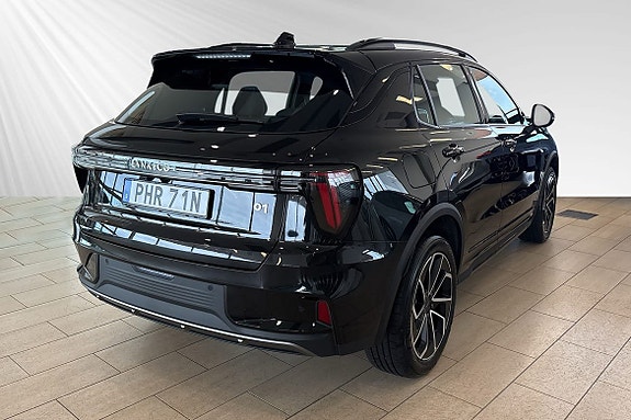 Lynk & Co 01 4 of 28