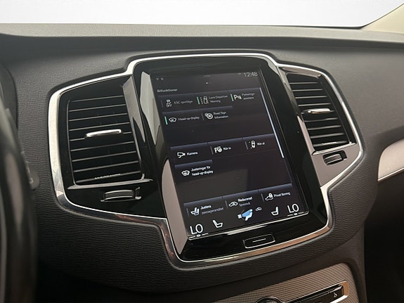 Volvo XC90 29 of 30
