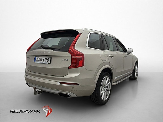 Volvo XC90 8 of 30