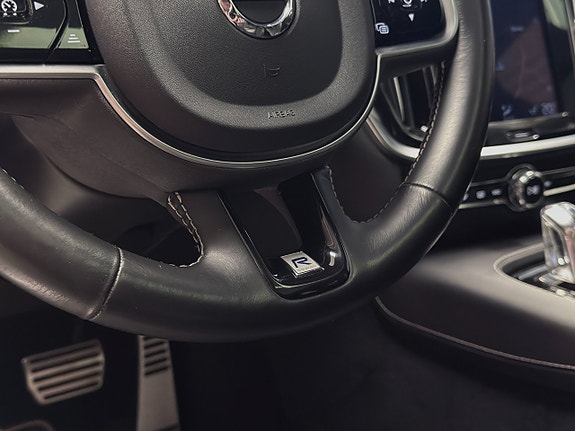 Volvo V60 23 of 26
