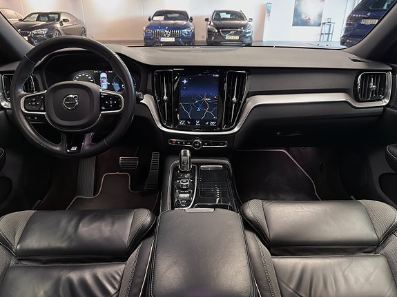Volvo V60 10 of 26