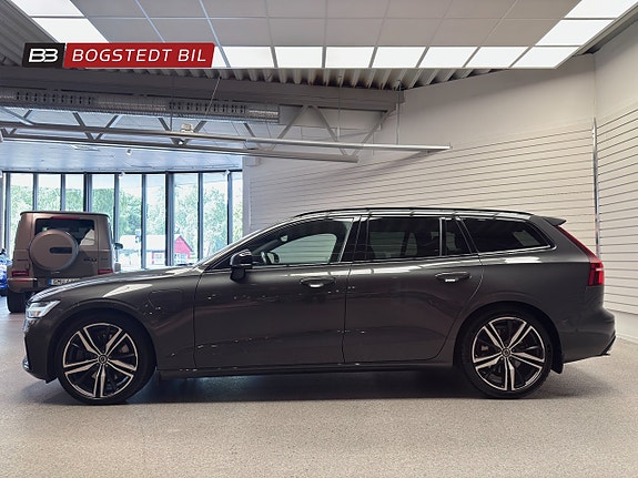Volvo V60 4 of 26