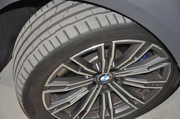 BMW 330i 18 of 22