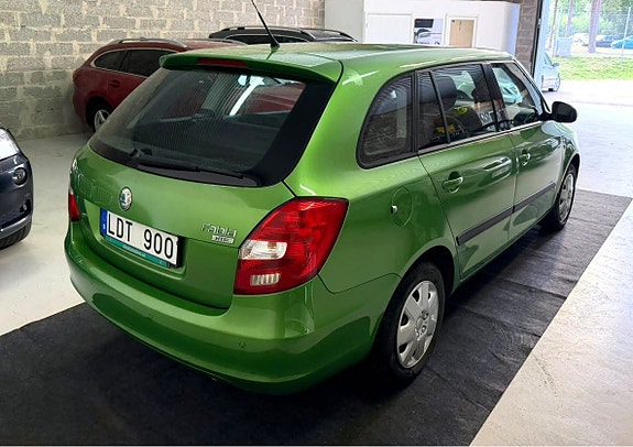 Skoda Fabia 5 of 24