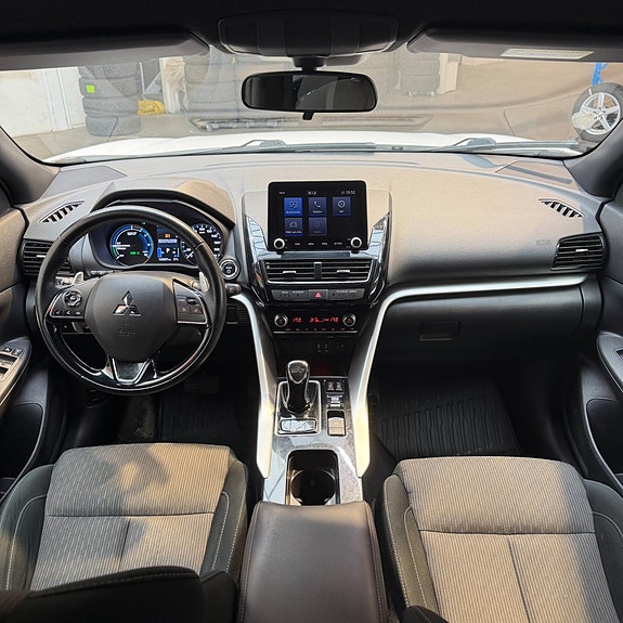Mitsubishi Eclipse Cross 9 of 11
