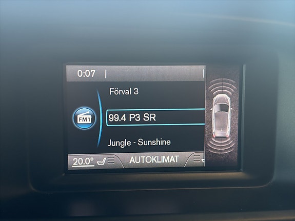Volvo V40 19 of 25