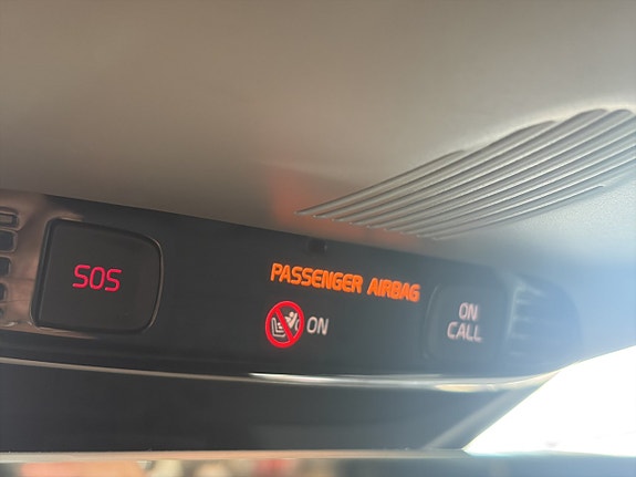 Volvo V40 16 of 25