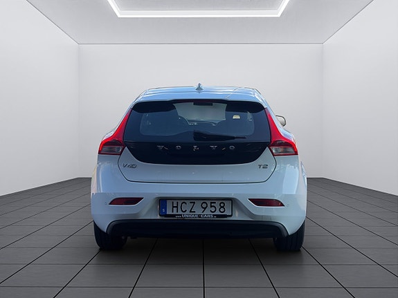 Volvo V40 5 of 25