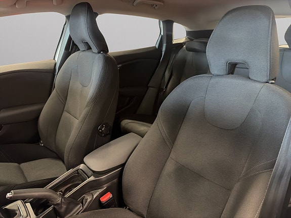 Volvo V40 15 of 25