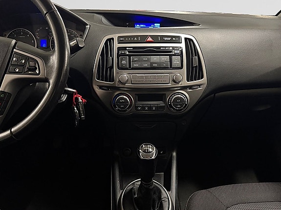 Hyundai i20 14 of 23