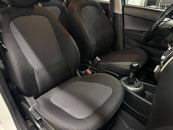 Hyundai i20 18 of 23