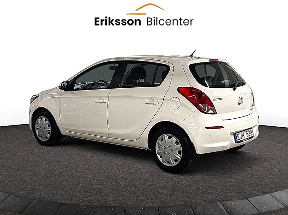 Hyundai i20 4 of 23
