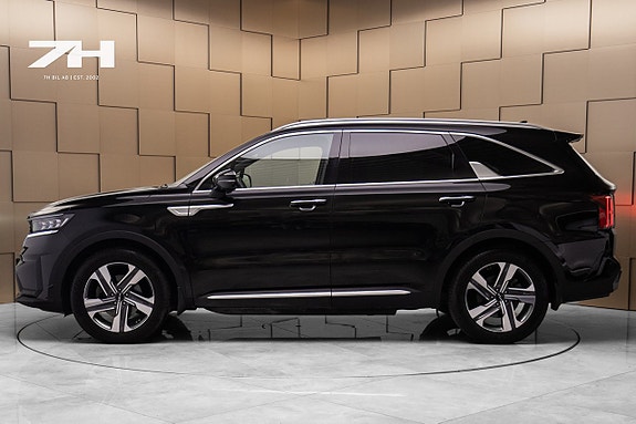 Kia Sorento 2 of 25