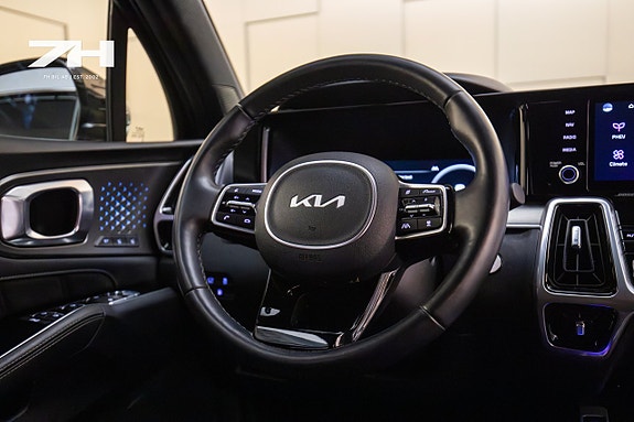 Kia Sorento 11 of 25