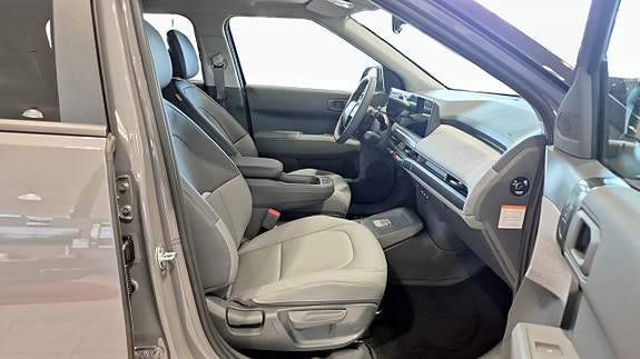 Kia EV3 8 of 12