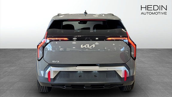 Kia EV3 5 of 12