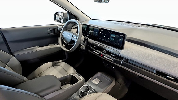 Kia EV3 7 of 12