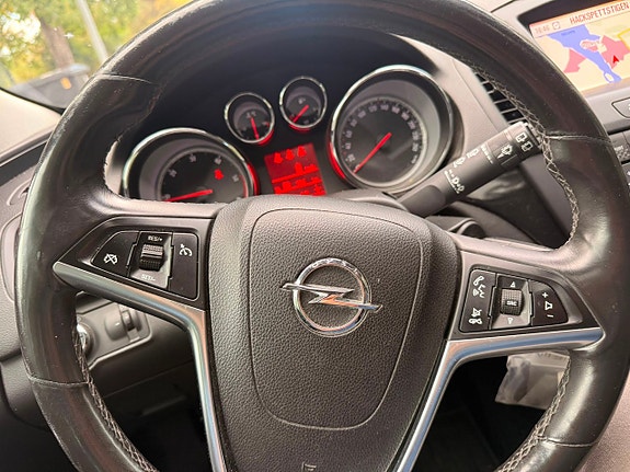 Opel Insignia 17 of 22