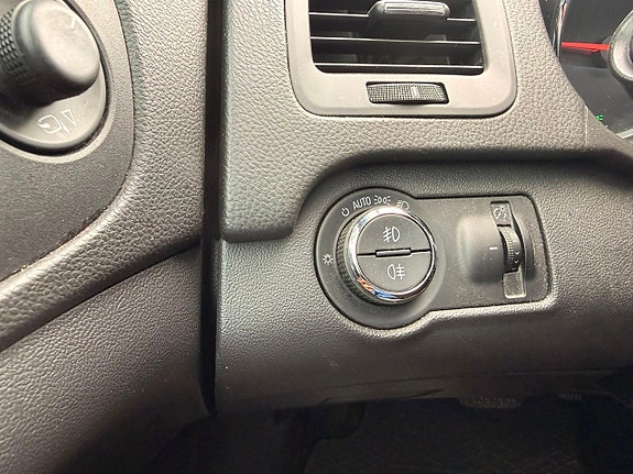 Opel Insignia 19 of 22