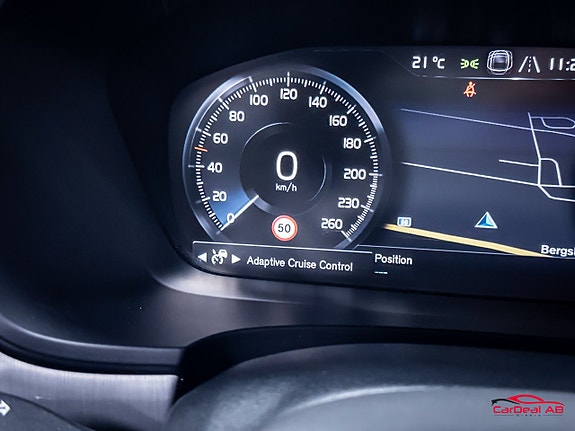 Volvo V90 23 of 30