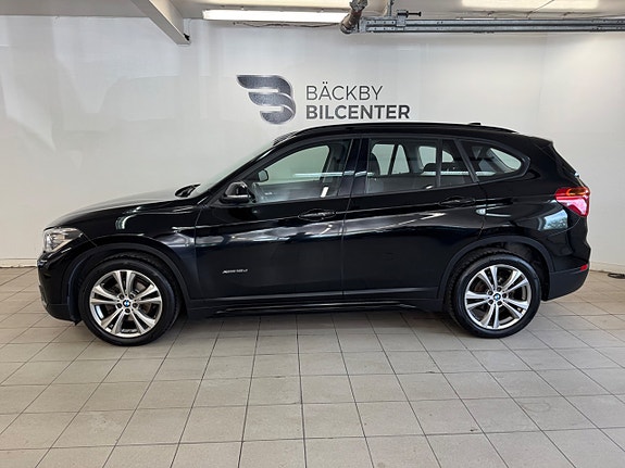 BMW X1 2 of 18