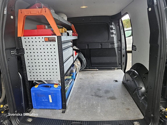Volkswagen Caddy 9 of 27