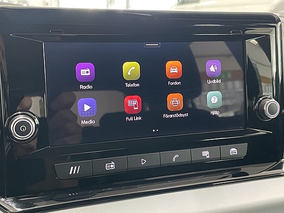 Seat Arona 17 of 20