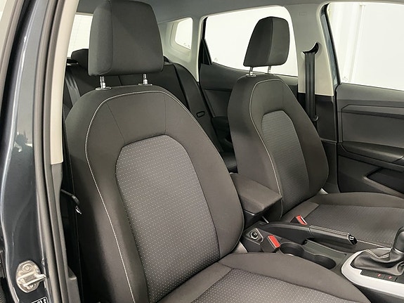 Seat Arona 12 of 20